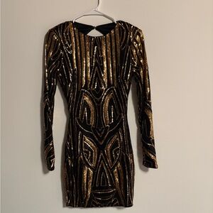 Privy Black and Gold Long Sleeve Sequin Dress